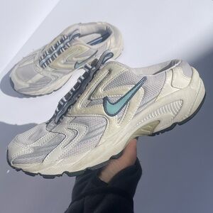 Nike Women's White Cream Mesh Clog Sneakers with Teal Swoosh